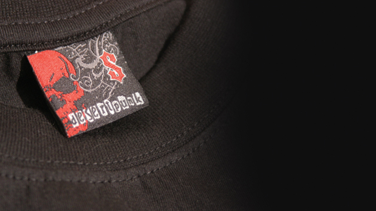 Detaljbilde av trykk og label