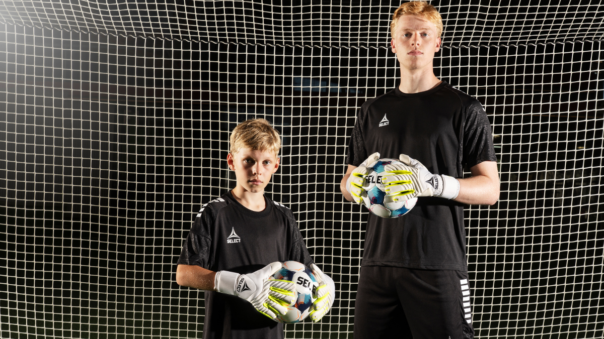 Keeperhansker med fingersave og finger protection